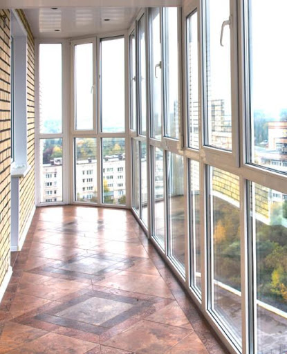 Остекление лоджий в пол